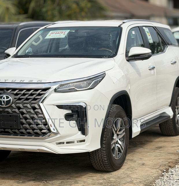 New Toyota Fortuner 2025 White