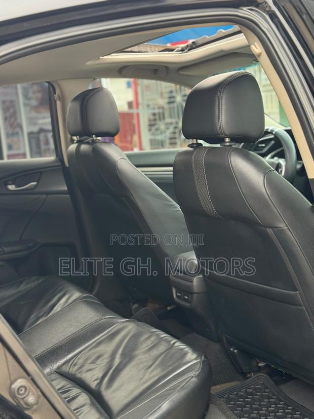 Honda Civic Touring Sedan 2019 Black