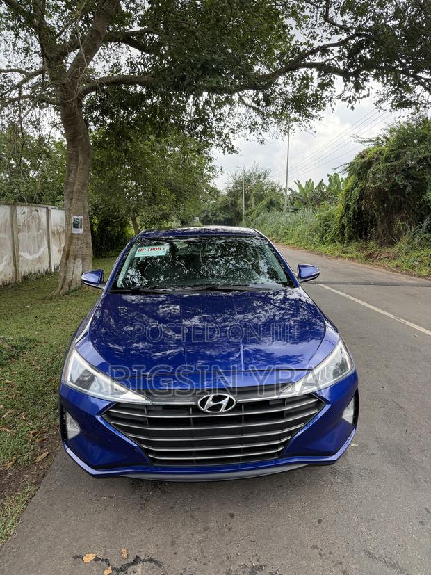 Hyundai Elantra Limited 2020 Blue