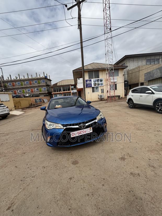Toyota Camry LE 4dr Sedan (2.5L 4cyl 6A) 2016 Blue