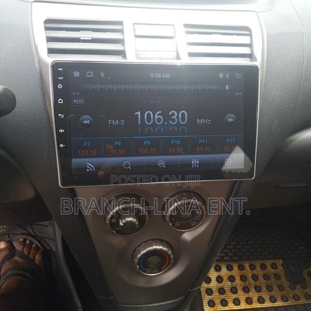 Toyota Yaris SE Hatchback 5dr 2012 Black