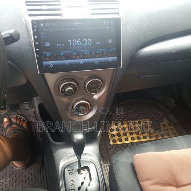 Toyota Yaris SE Hatchback 5dr 2012 Black