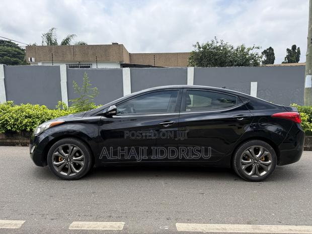 Hyundai Elantra Limited 2012 Black