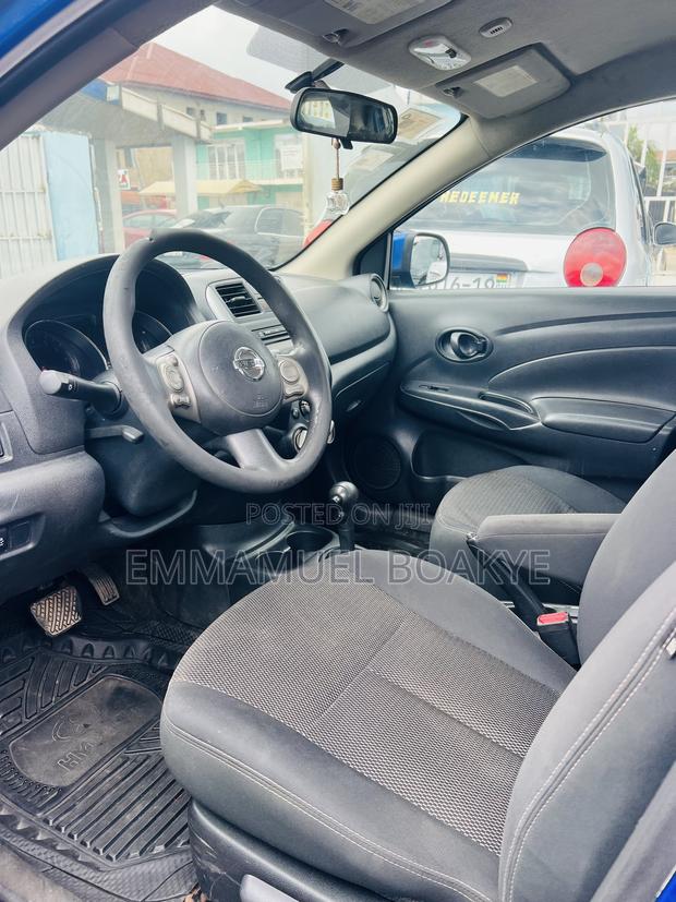 Nissan Versa 2013 Blue