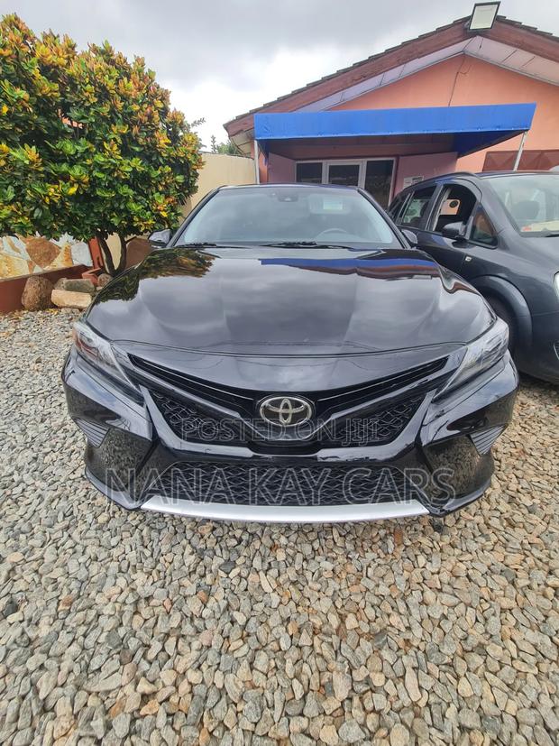 Toyota Camry 2019 Black