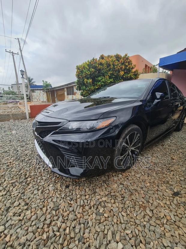 Toyota Camry 2019 Black