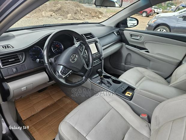 Toyota Camry 2017 Beige