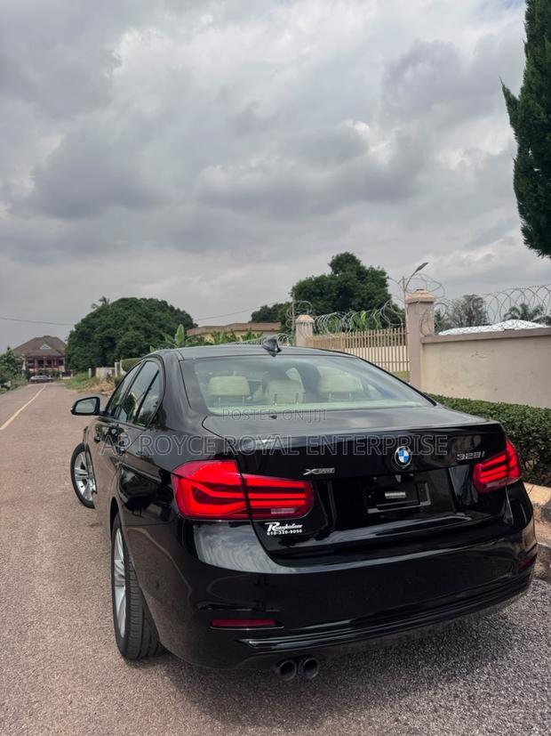 BMW 328i 2016 Black
