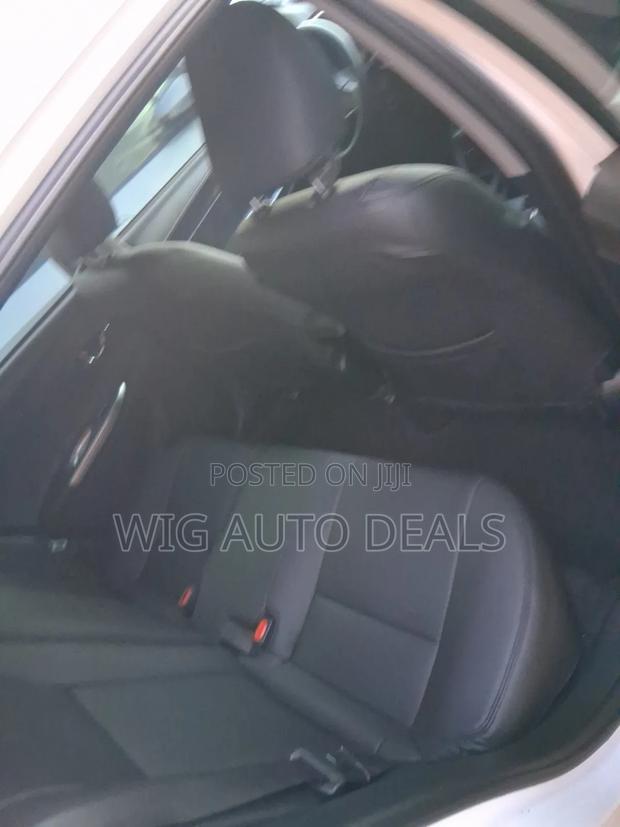 Toyota Yaris 2016 White