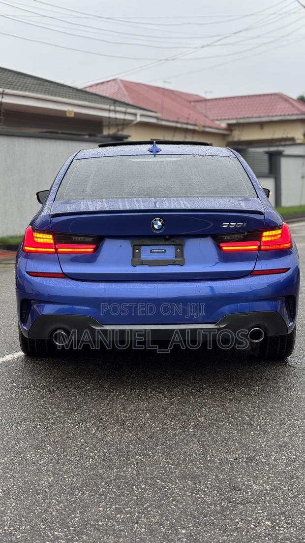 BMW 330i 2021 Blue
