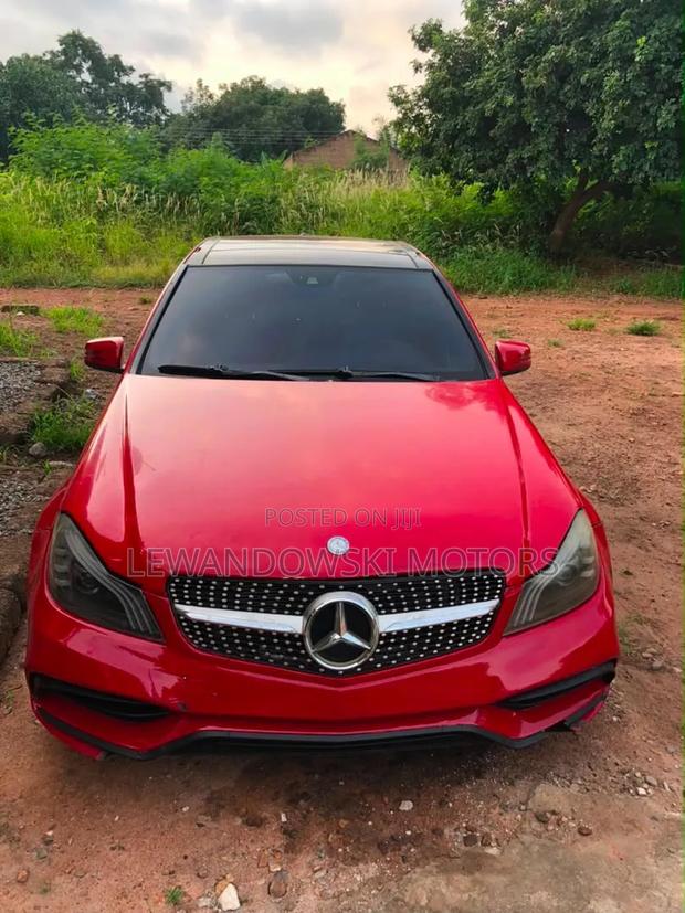 Mercedes-Benz C250 2013 Red