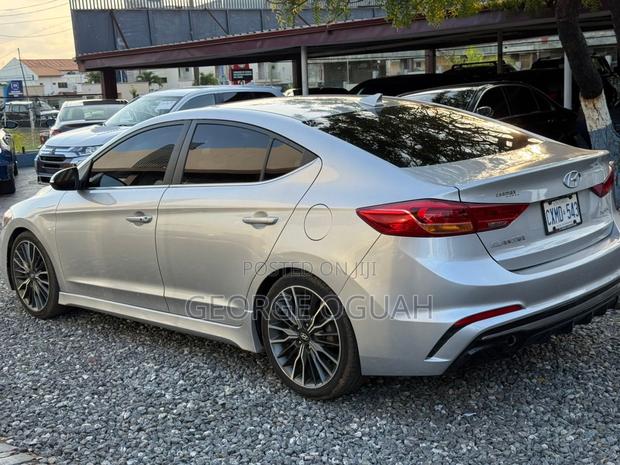 Hyundai Elantra Sport 2018 Silver