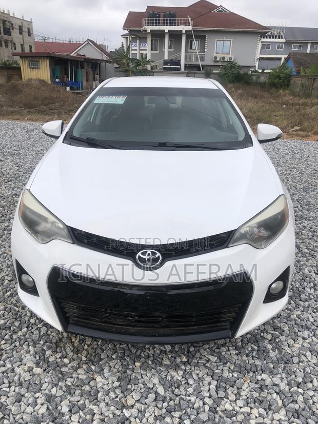 Toyota Corolla S Plus 4dr Sedan (1.8L 4cyl CVT) 2015 White