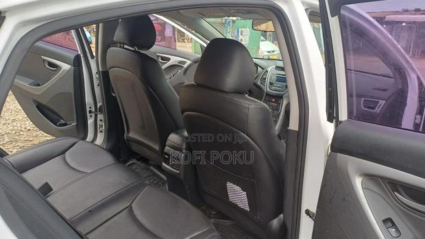 Hyundai Avante 2016 White
