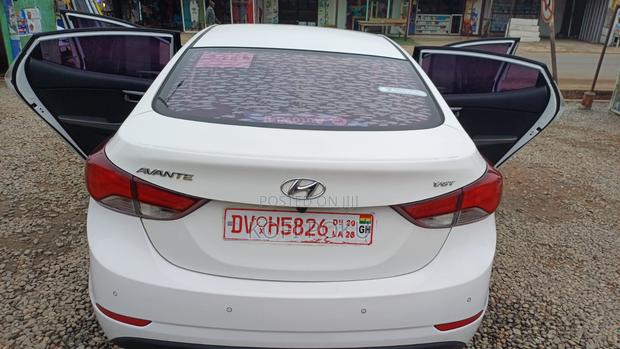 Hyundai Avante 2016 White