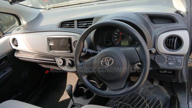 Toyota Vitz 2012 Black