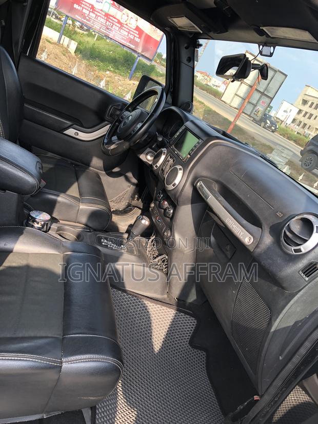 Jeep Wrangler Unlimited Sahara 2012 Black