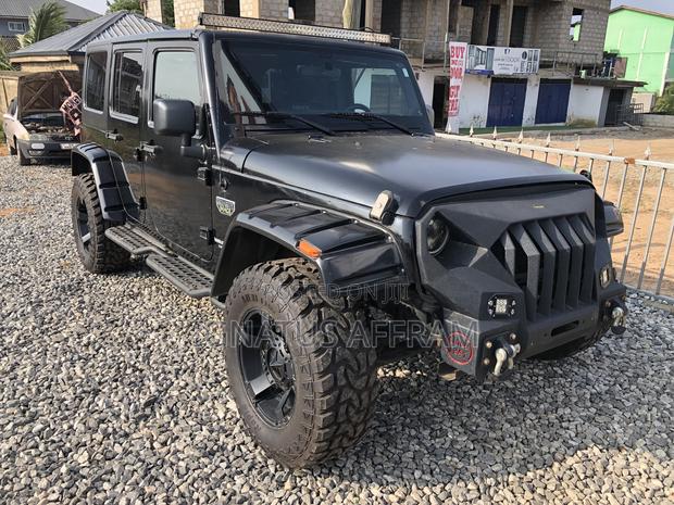 Jeep Wrangler Unlimited Sahara 2012 Black