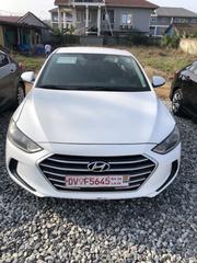 Hyundai Elantra Limited Sedan FWD (2.0L 4cyl 6A) 2017 White for sale