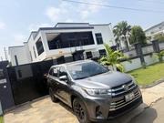 Toyota Highlander LE V6 4x4 (3.5L 6cyl 6A) 2016 Gray for sale