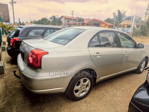 Toyota Avensis 2008