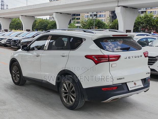 Jetour X70 1.5 7-Seater FWD 2018 White