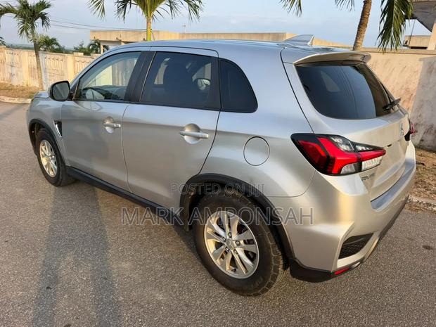 Mitsubishi Outlander Sport 2022 Gray