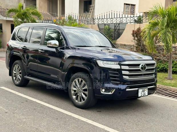 Toyota Land Cruiser 2024 Teal