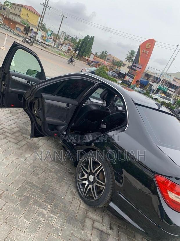 Mercedes-Benz C250 2015 Black