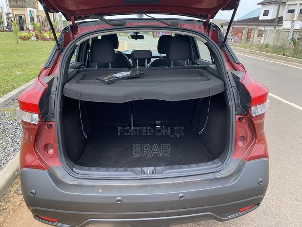 Nissan Kicks SV 2020 Red
