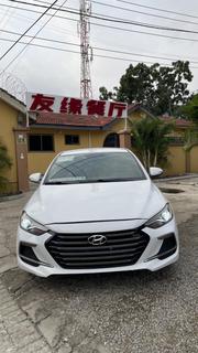 Hyundai Elantra Sport Sedan FWD (1.6L 4cyl 6M) 2017 White for sale