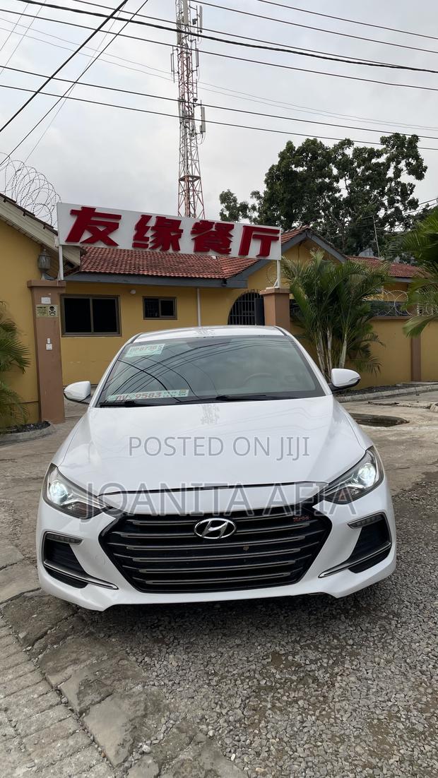 Hyundai Elantra Sport Sedan FWD (1.6L 4cyl 6M) 2017 White