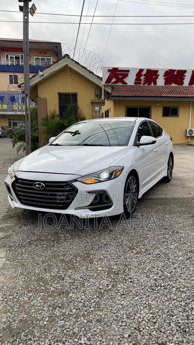 Hyundai Elantra Sport Sedan FWD (1.6L 4cyl 6M) 2017 White