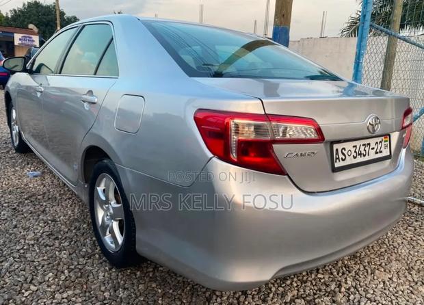 Toyota Camry 2014 Silver
