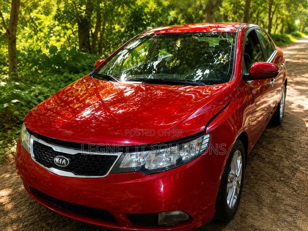 Kia Cerato 2013 Red