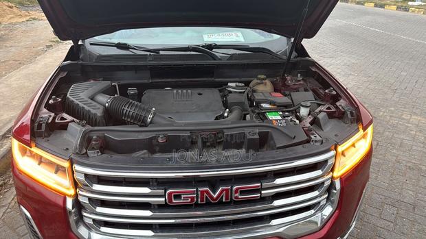 GMC Acadia SLT AWD 2023 Red