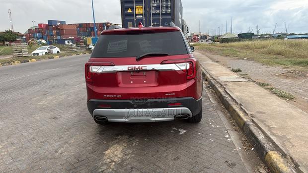 GMC Acadia SLT AWD 2023 Red