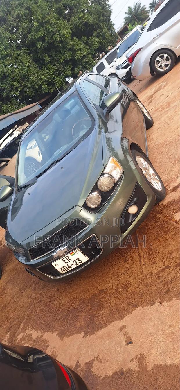 Chevrolet Sonic 2014 Green
