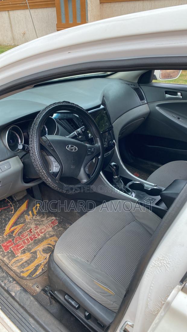 Hyundai Sonata GLS Sedan FWD (2.4L 4cyl 6A) 2012 White