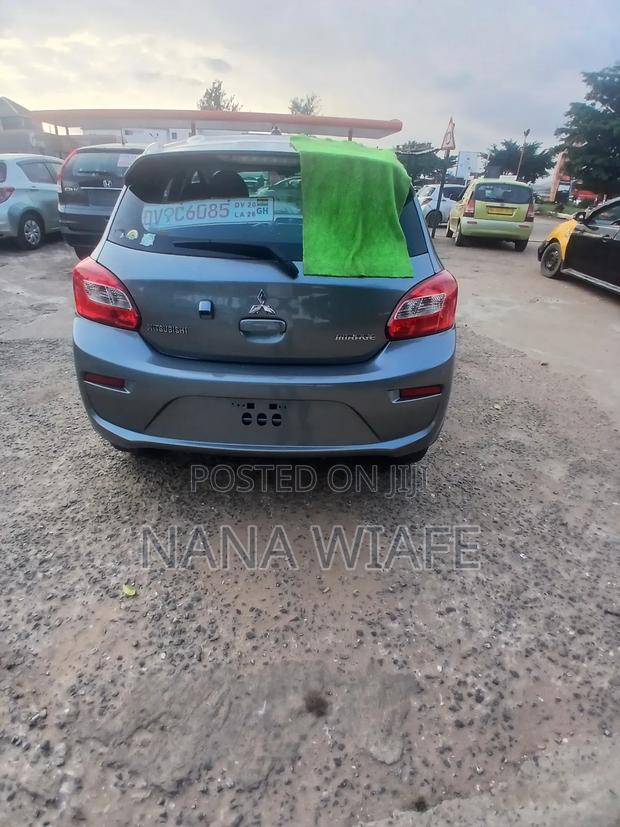 Mitsubishi Mirage SE 2019 Gray