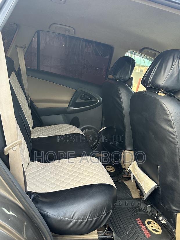 Toyota RAV4 2.5 Limited 2012 Brown