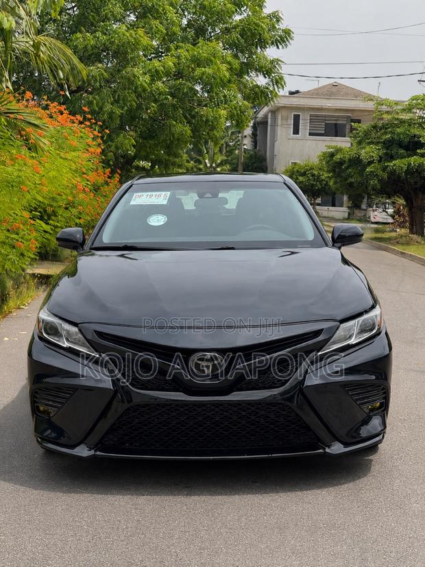 Toyota Camry 2019 Black