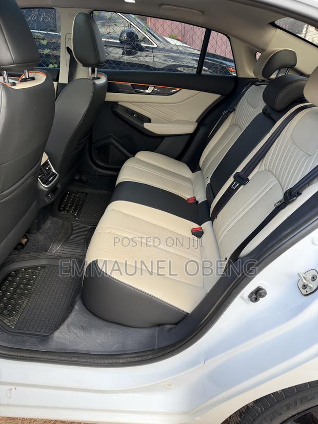 Dongfeng EV EX1 33 kW FWD 2023 White