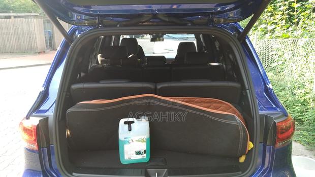 Mercedes-Benz GLB-Class 2024 Blue