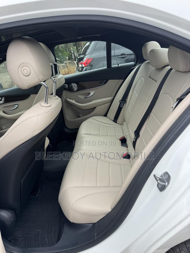 Mercedes-Benz C300 2017 White