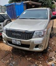 Toyota Hilux 2012 Silver for sale