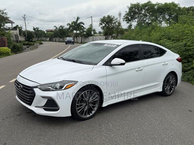 Hyundai Elantra Sport Sedan FWD (1.6L 4cyl 6M) 2017 Black