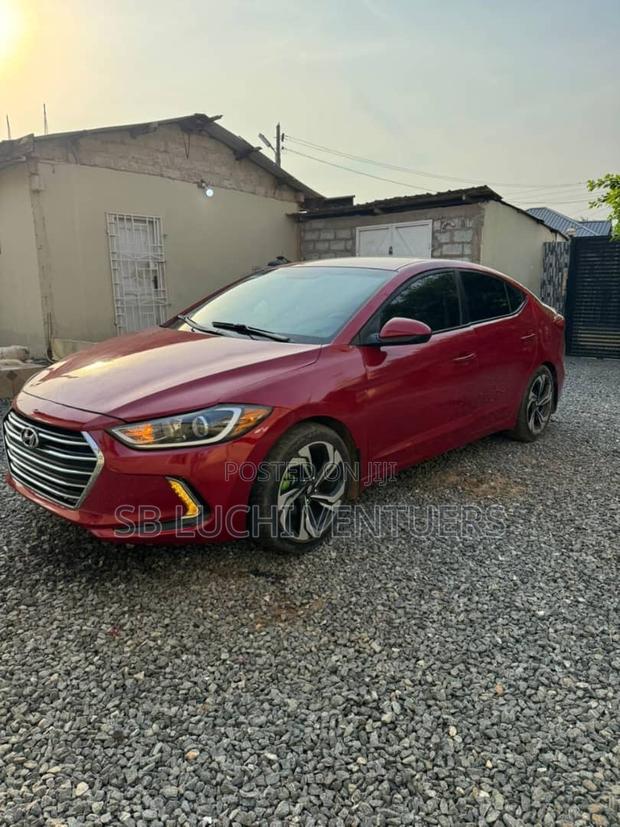 Hyundai Elantra 2017 Red