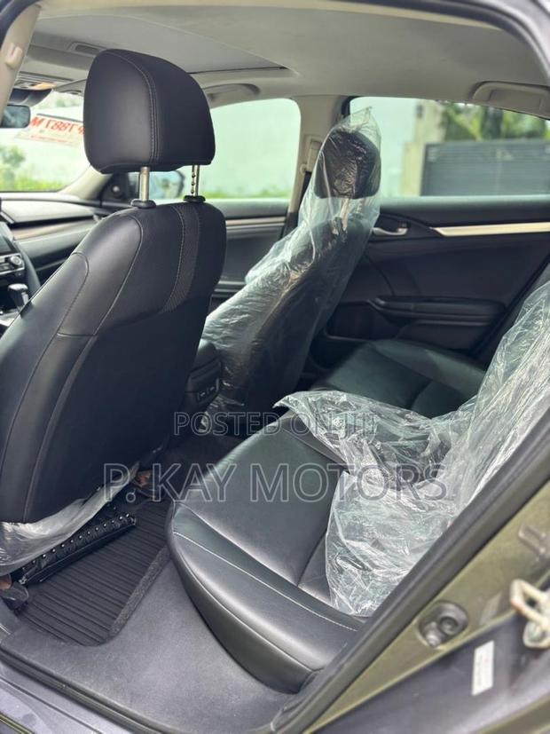 Honda Civic Touring Sedan 2020 Gray