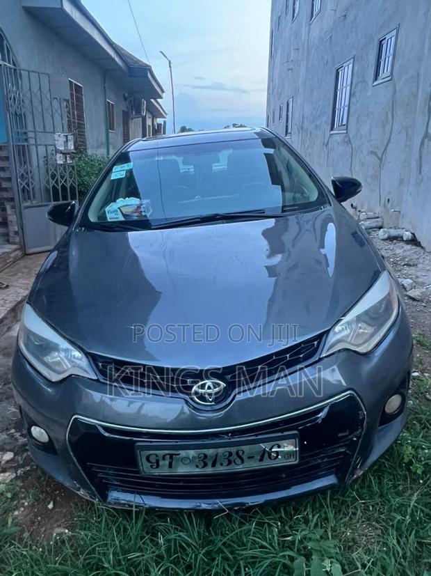 Toyota Corolla LE 4dr Sedan (1.8L 4cyl CVT) 2016 Gray
